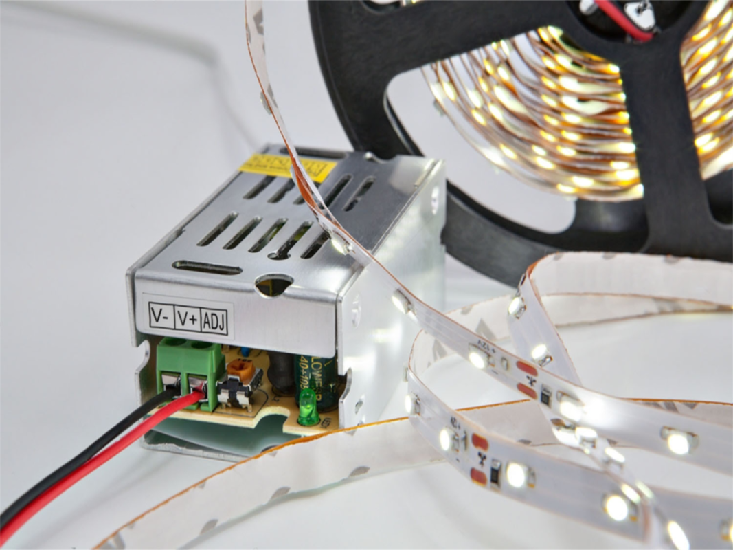 Mejorando la Imagen de Señalización y Marca con Tiras de LED-Mayorista-Eficiencia Energética