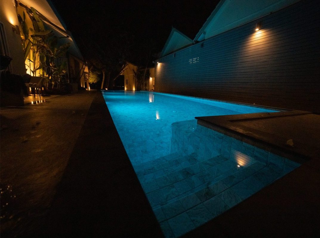 Iluminación de Piscinas: Cómo Destacar en las Noches de Verano-Soluciones-Eficiencia Energética